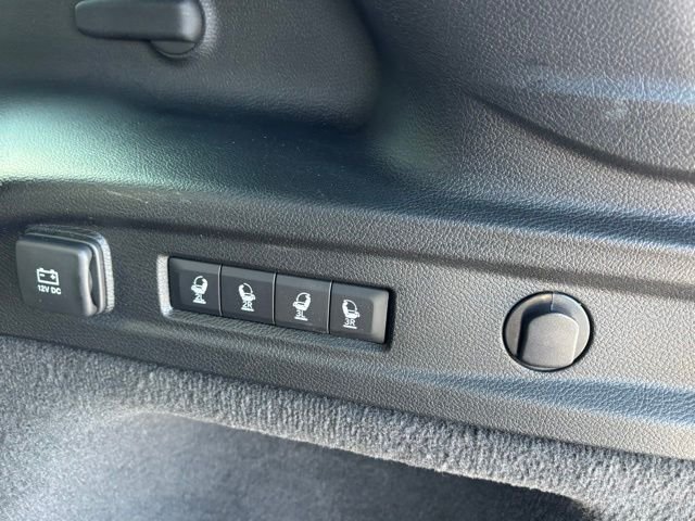 Used 2021 Silver JEEP Overland image 9