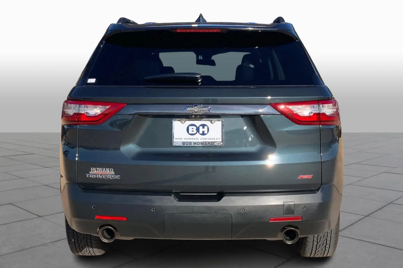 Used 2020 Graphite Metallic Chevrolet RS image 4