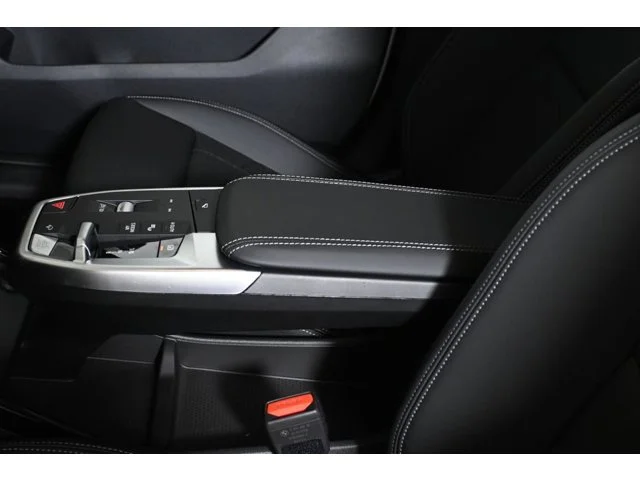 New 2026 Alpine White BMW xDrive28i image 25