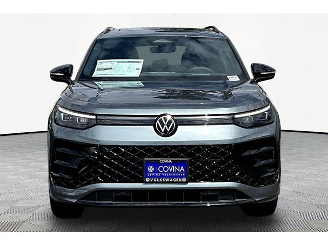 New 2026 Platinum Gray Metallic Volkswagen 2.0T SE R-Line Black image 2