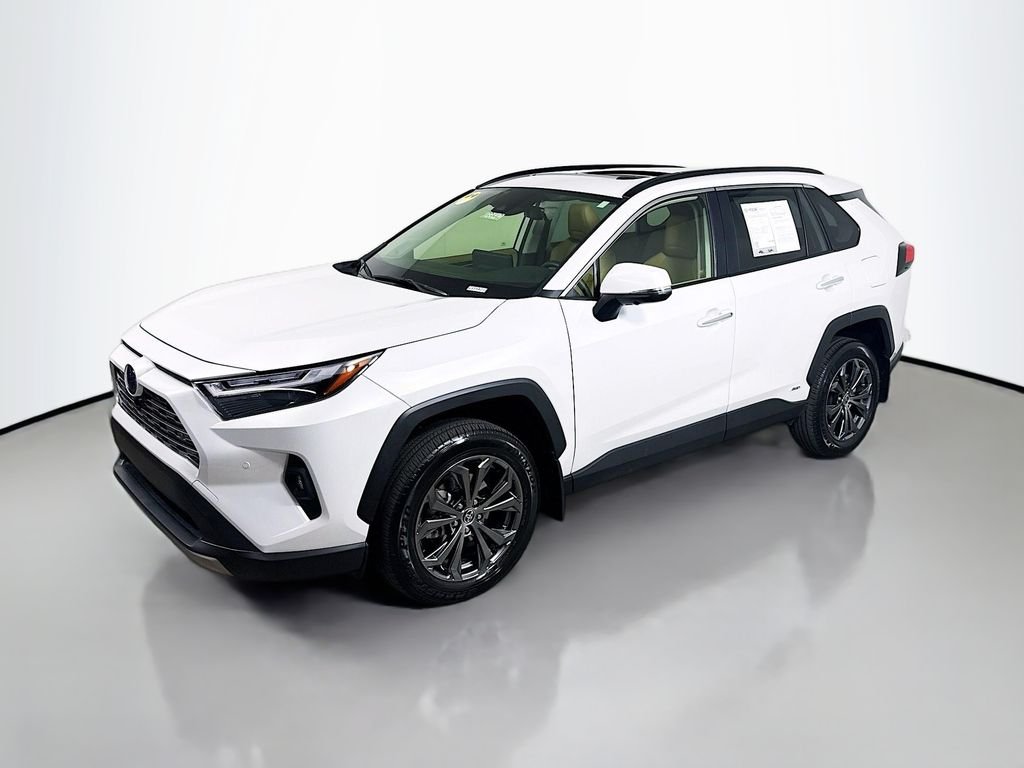 Used 2024 Wind Chill Pearl Toyota Hybrid Limited image 3