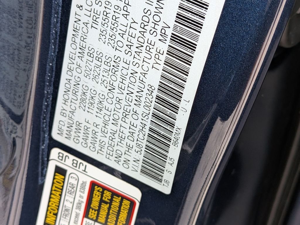 Used 2025  Acura Base image 32