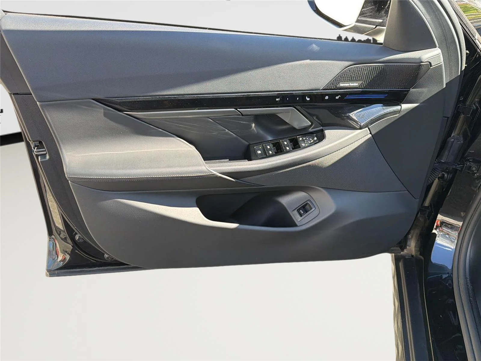2026 BMW 5 Series 530i - Photo 10