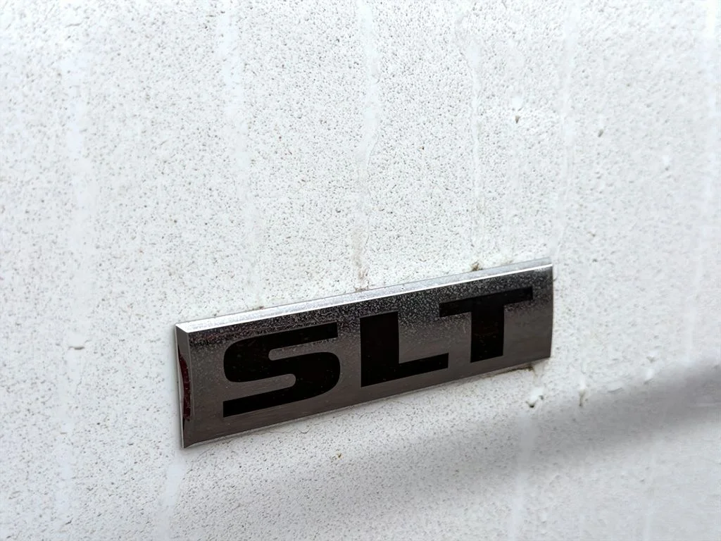 Used 2022 Bright White Ram SLT image 31