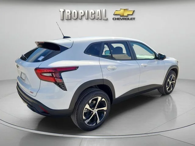 New 2026 Summit White Chevrolet 1RS image 5