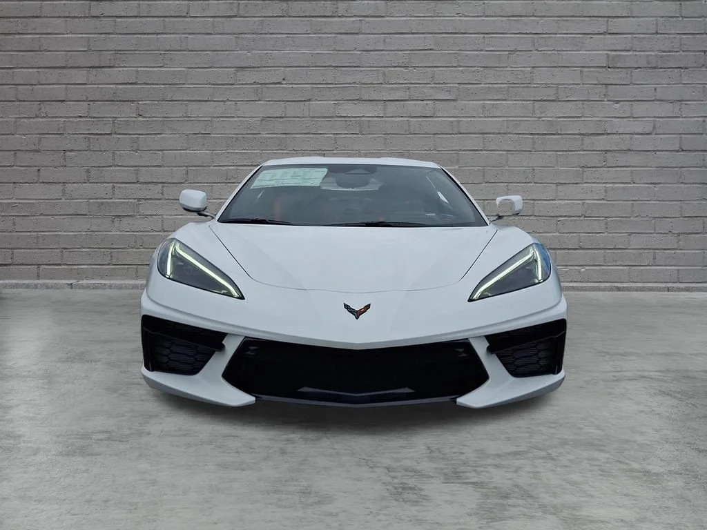 New 2027 Arctic White Chevrolet 2LT image 2