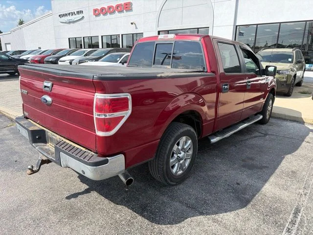 Used 2013 Red Ford XLT image 9