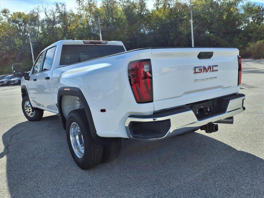 2026 GMC Sierra 3500HD Pro - Photo 23