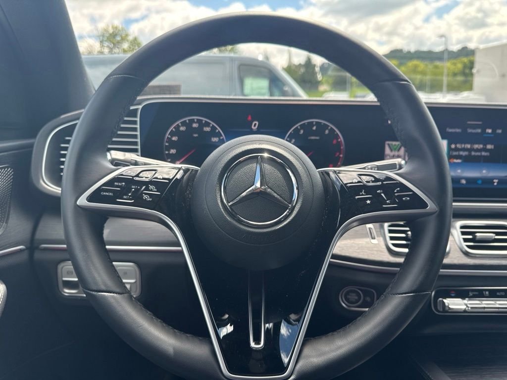 Used 2026 Gray Mercedes-Benz GLE 450 image 16