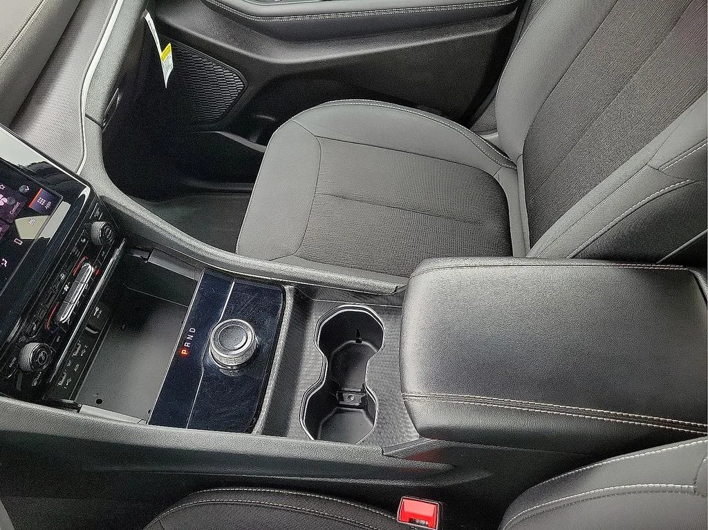 2025 Jeep Grand Cherokee L Laredo - Photo 20