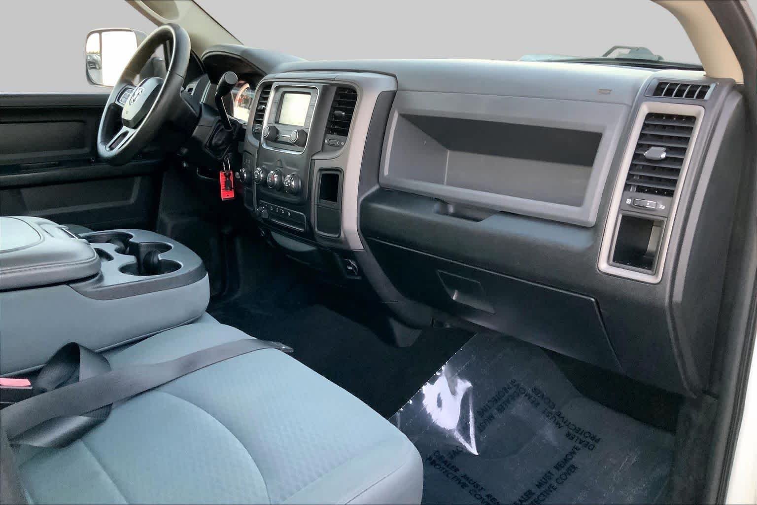 Used 2018 Bright White Clearcoat Ram Tradesman image 17