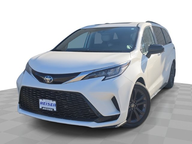 2024 Toyota Sienna XSE