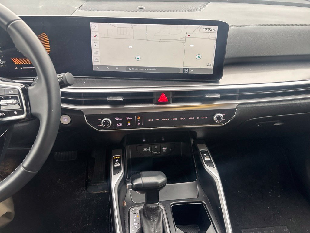 2025 Kia Sorento EX SUV Slide 9