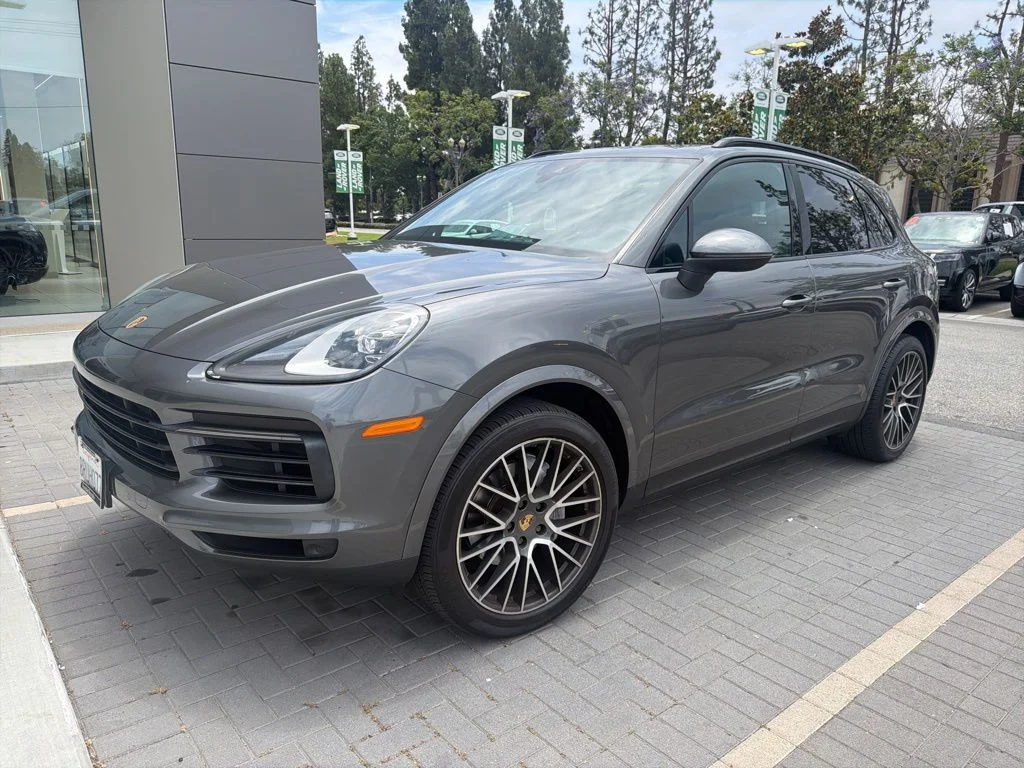 2020 Porsche Cayenne -'s photo