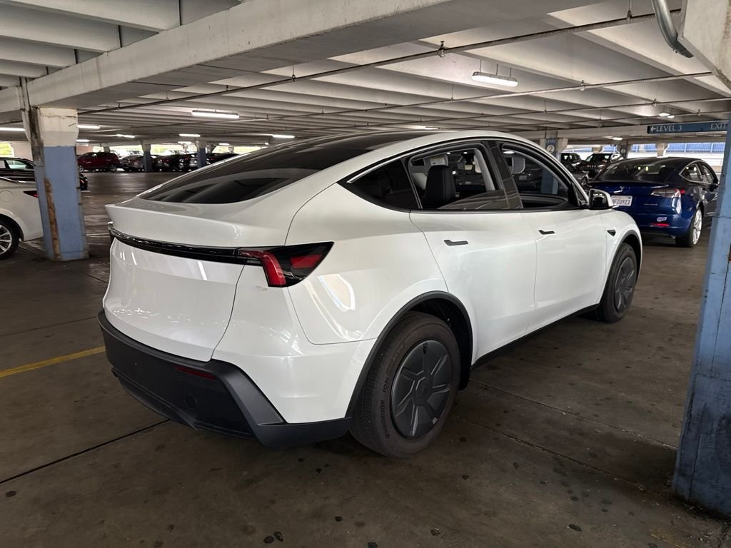 Used 2026 White Tesla Standard Range image 3