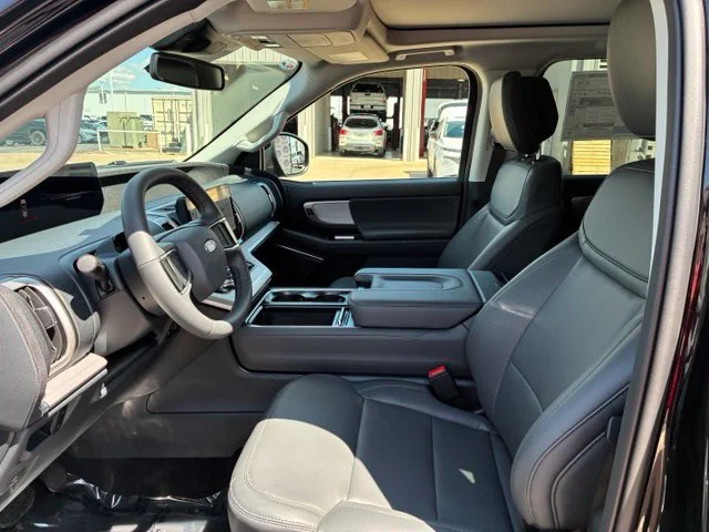 New 2027 Agate Black Metallic Ford Active image 7