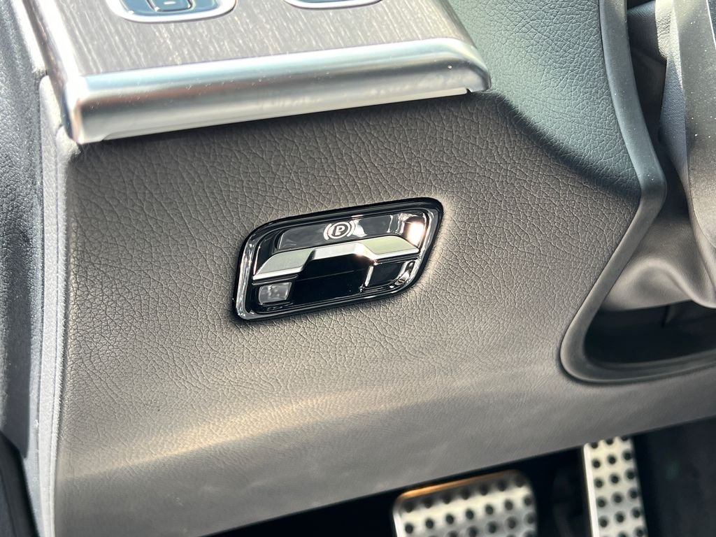 Certified Used 2022  Mercedes-Benz S 580 image 15