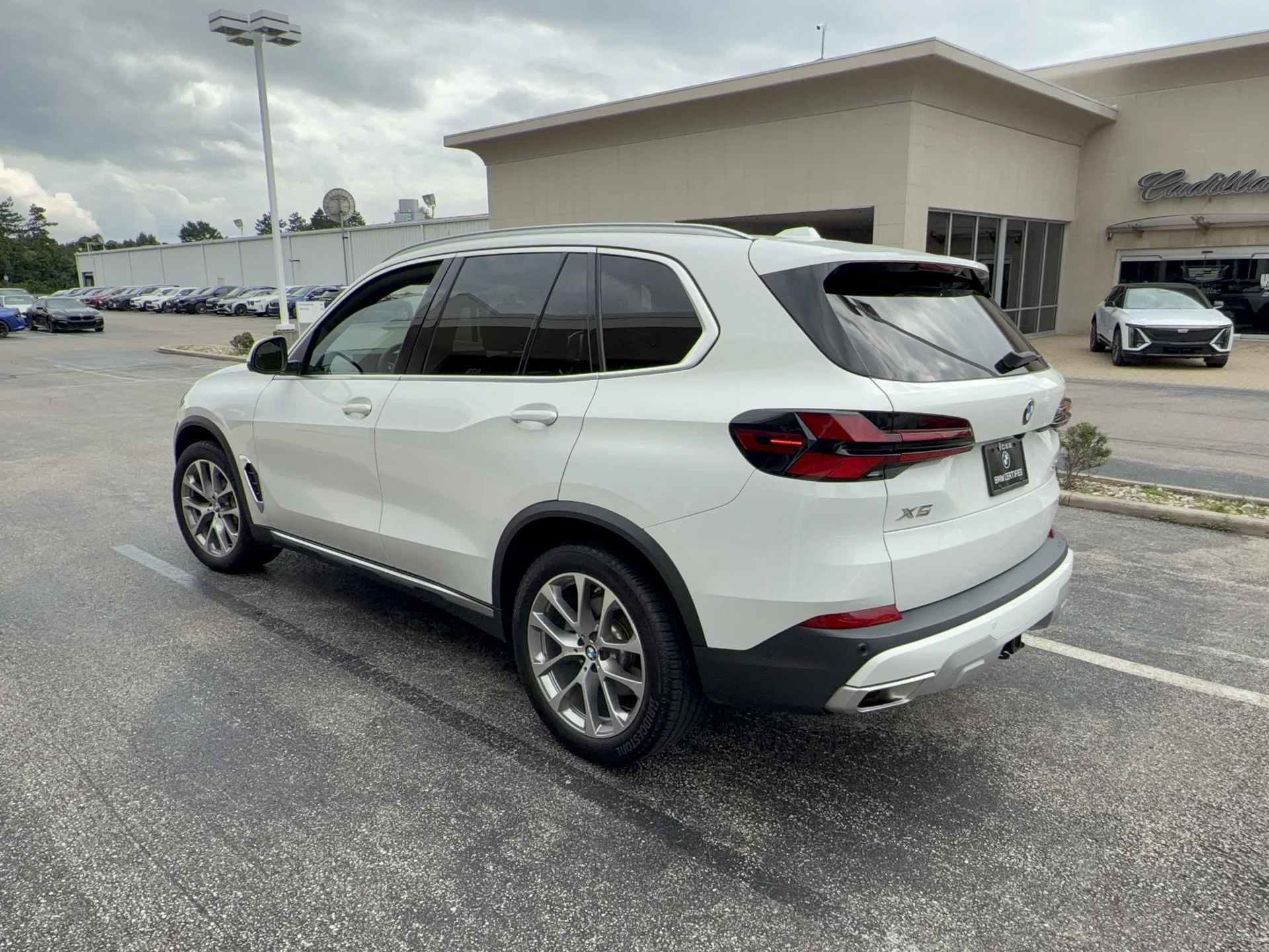Certified Used 2024 Alpine White BMW xDrive40i image 6