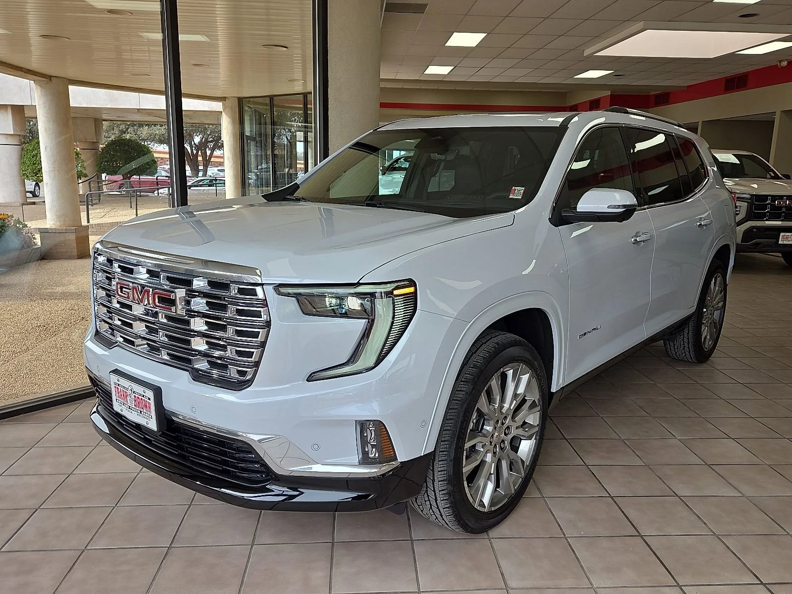 2026 GMC Acadia Denali FWD's photo