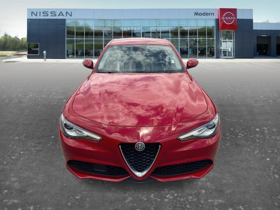 Used 2017 Rosso Alfa Alfa Romeo Base image 2