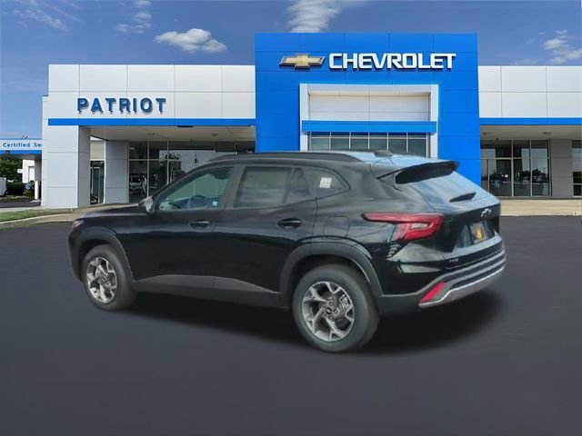2026 Chevrolet Trax LT - Photo 8