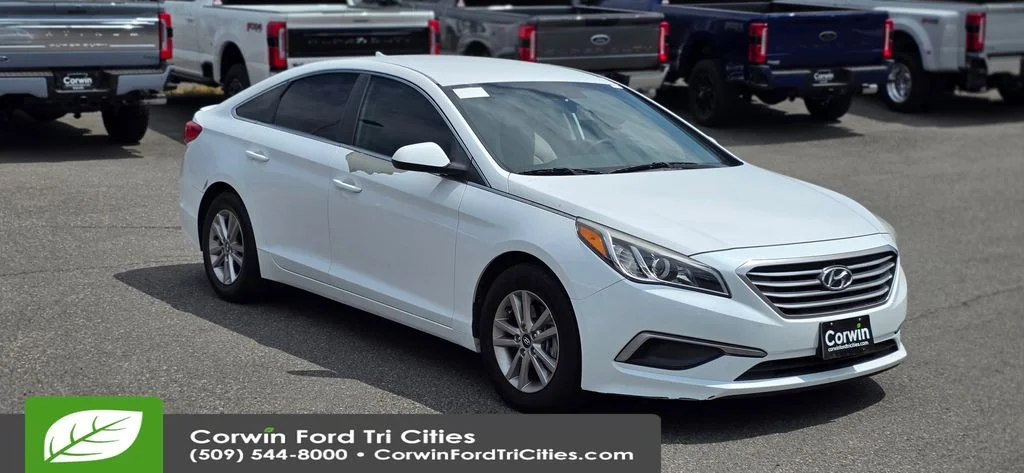 2016 Hyundai Sonata SE's photo