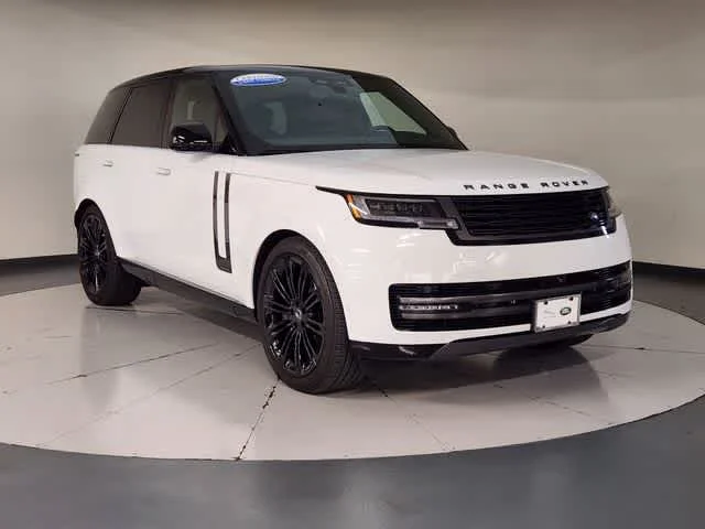 Used 2025 Fuji White Land Rover Autobiography image 7