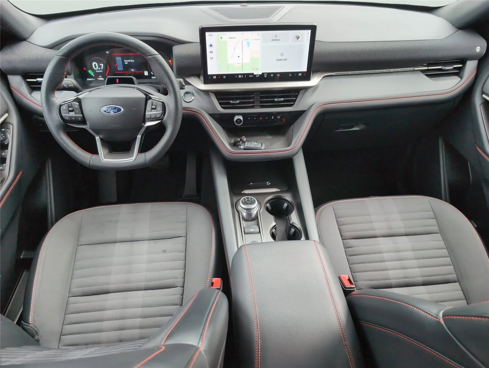 Used 2025 Carbonized Gray Ford ST-Line image 30