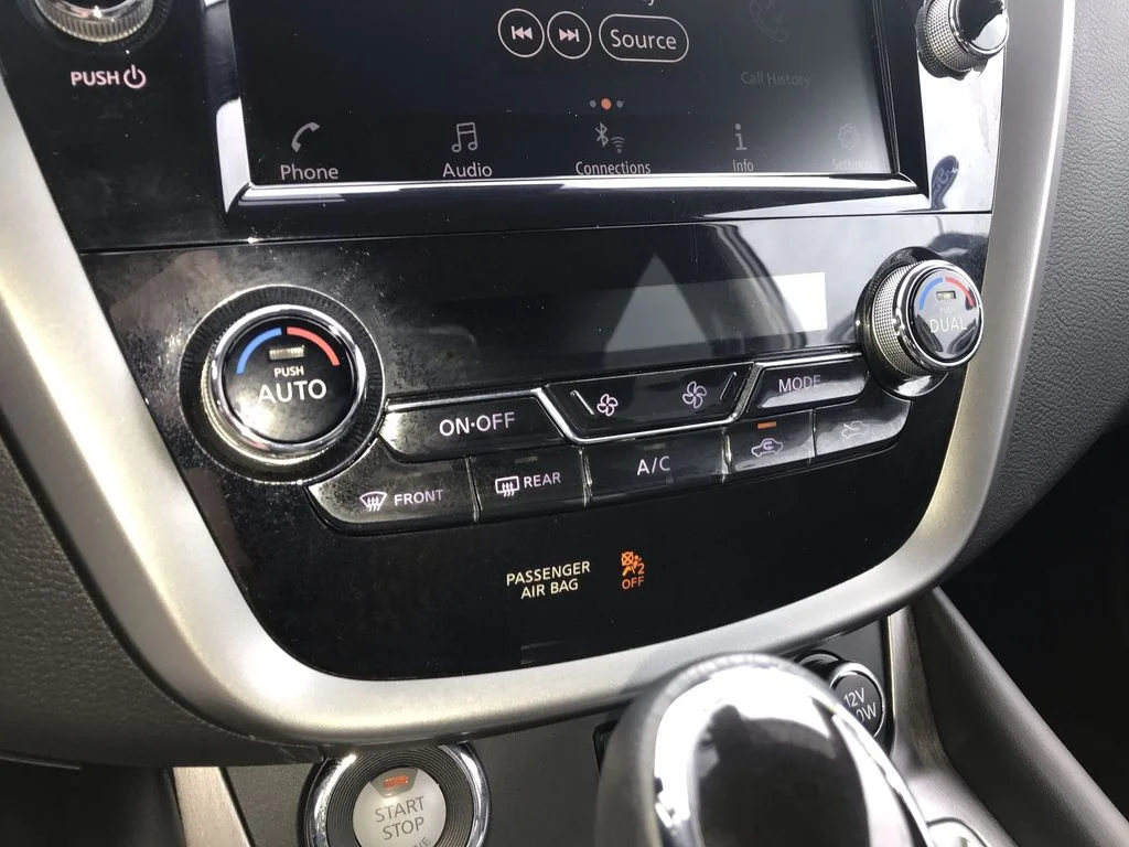 Used 2024 Gray Nissan SV image 18