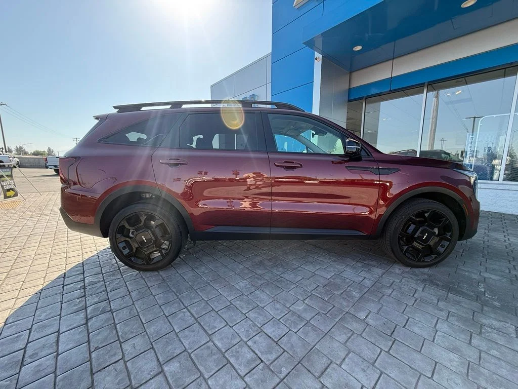 Used 2024 Red Kia X-Line SX image 16