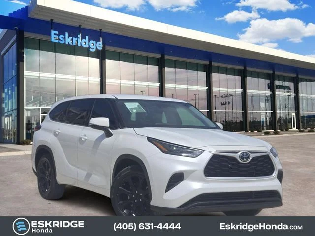 2022 Toyota Highlander L