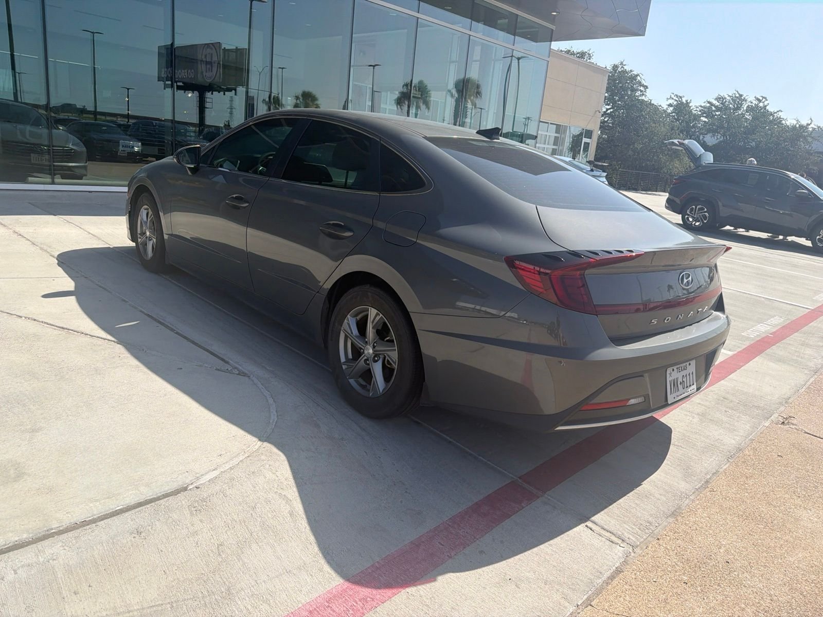 Certified Used 2023 Hampton Gray Hyundai SE image 6