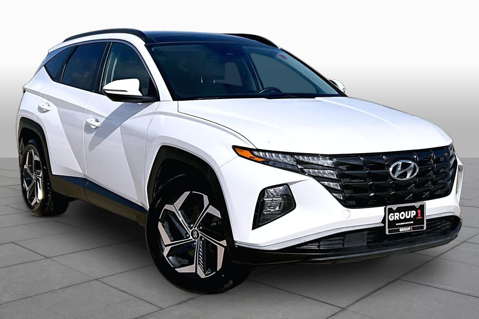 Used 2023 Serenity White Pearl Hyundai SEL Convenience image 3