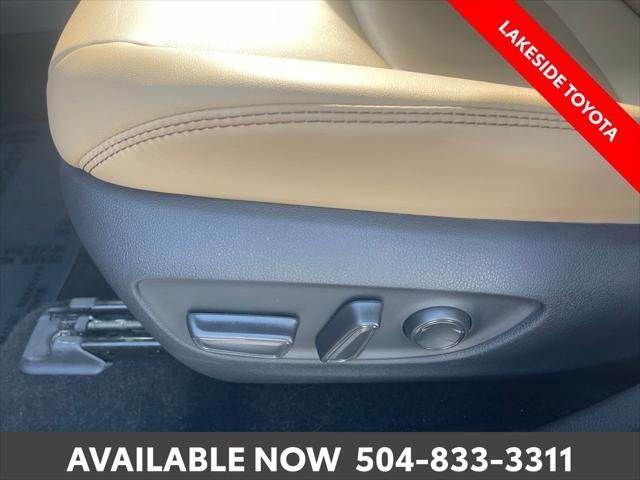 Certified Used 2025 RED MC. Toyota  image 28