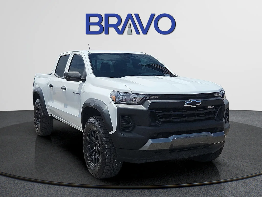 Used 2024 Summit White Chevrolet Trail Boss image 6