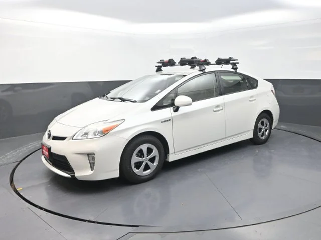 Used 2013 White Toyota Two image 3