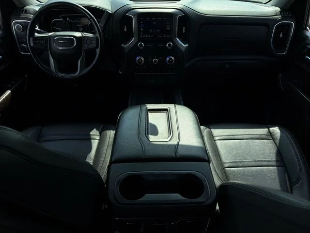 Used 2020 White GMC Denali image 17