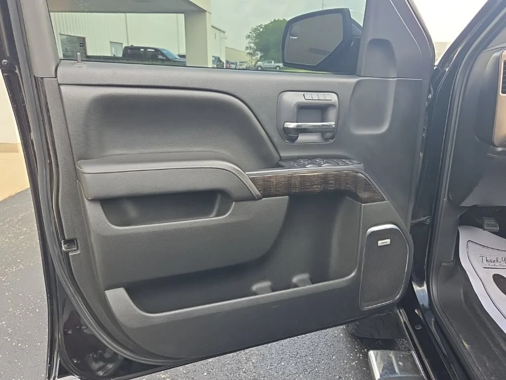 Used 2015 ONYX BLACK GMC Denali image 27