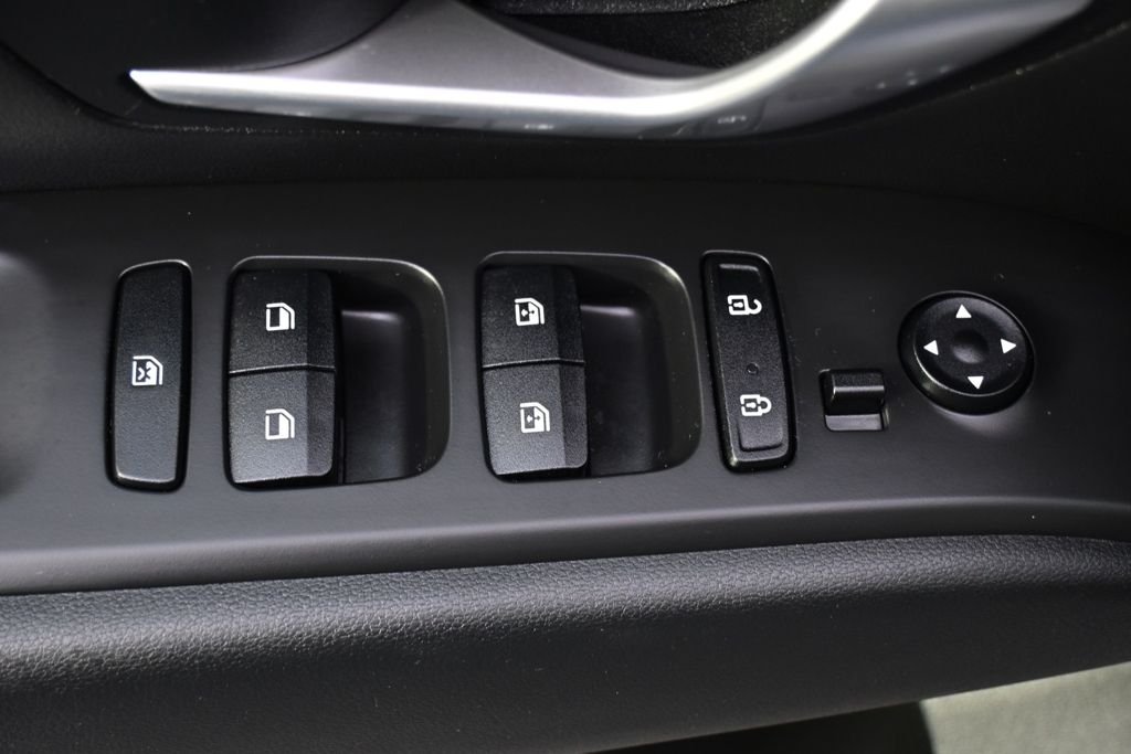 Certified Used 2024 White Pearl Hyundai SEL image 19