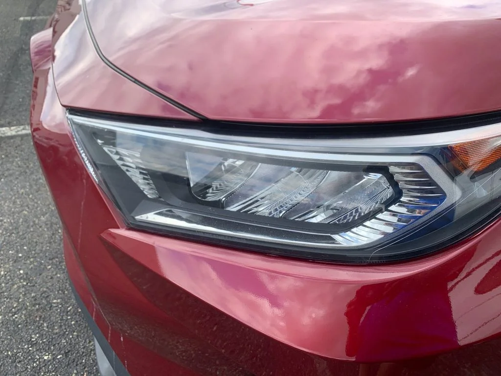 Used 2019 Red Toyota XLE image 8
