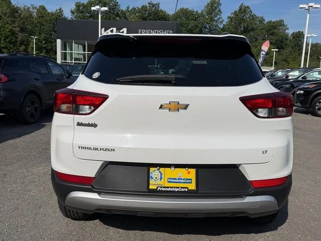 Used 2024 White Chevrolet LT image 11