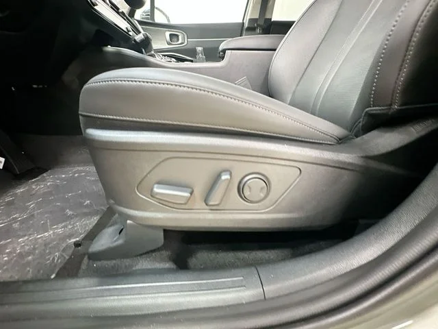 New 2026 Jungle Green Kia X-Line EX AWD image 15