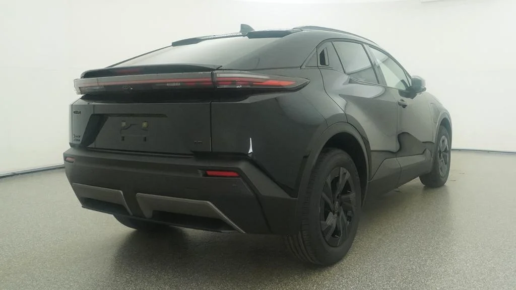 New 2026 Midnight Black Metallic Toyota SE image 32