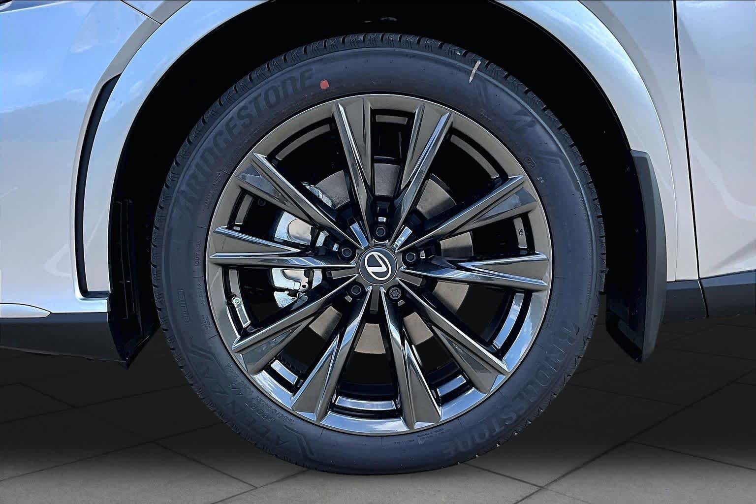 New 2026 Iridium Lexus F SPORT DESIGN image 11