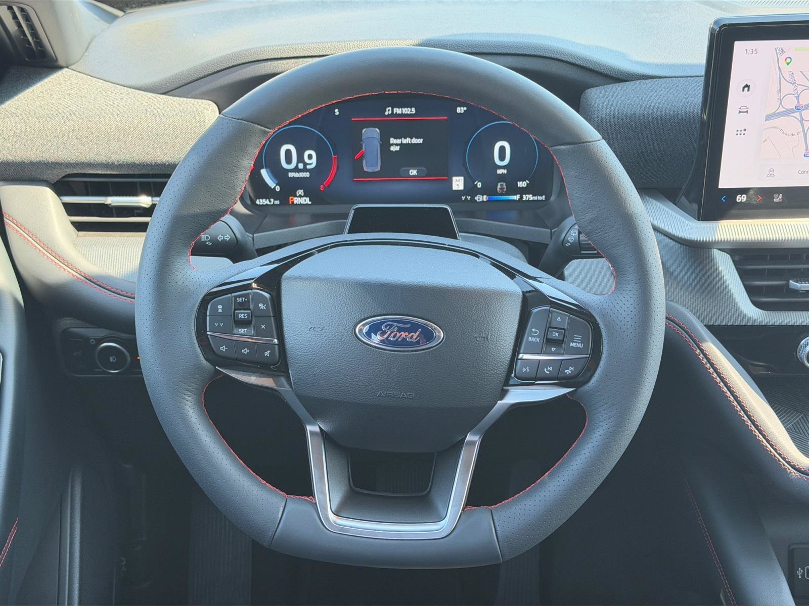 2026 Ford Explorer ST-Line - Photo 15