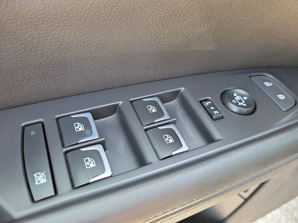 Used 2019 Black Cadillac Blackwing Twin image 19