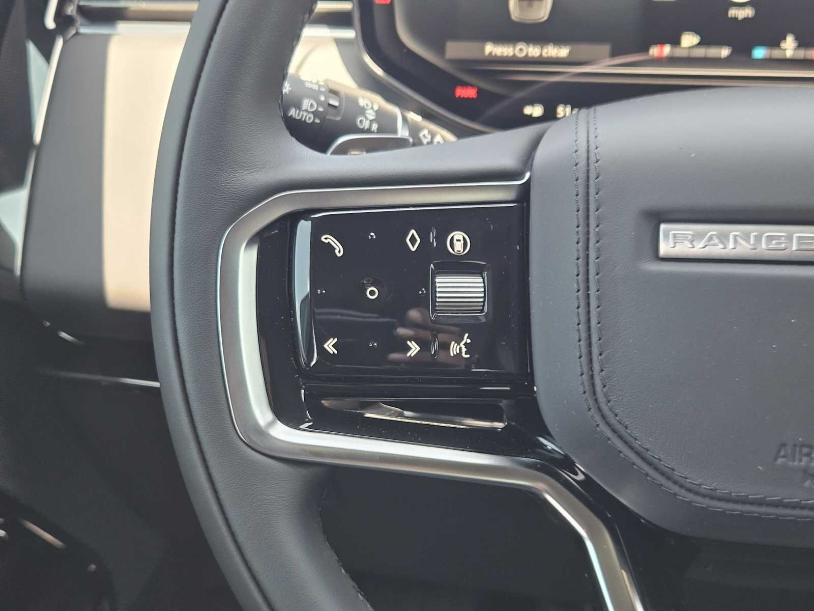 New 2026 Fuji White LAND ROVER SE image 27