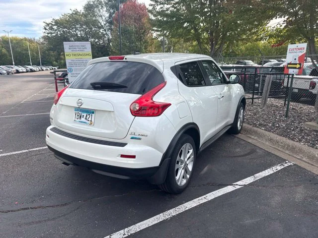 Used 2013 Nissan JUKE SL with VIN JN8AF5MV2DT215751 for sale in White Bear Lake, Minnesota