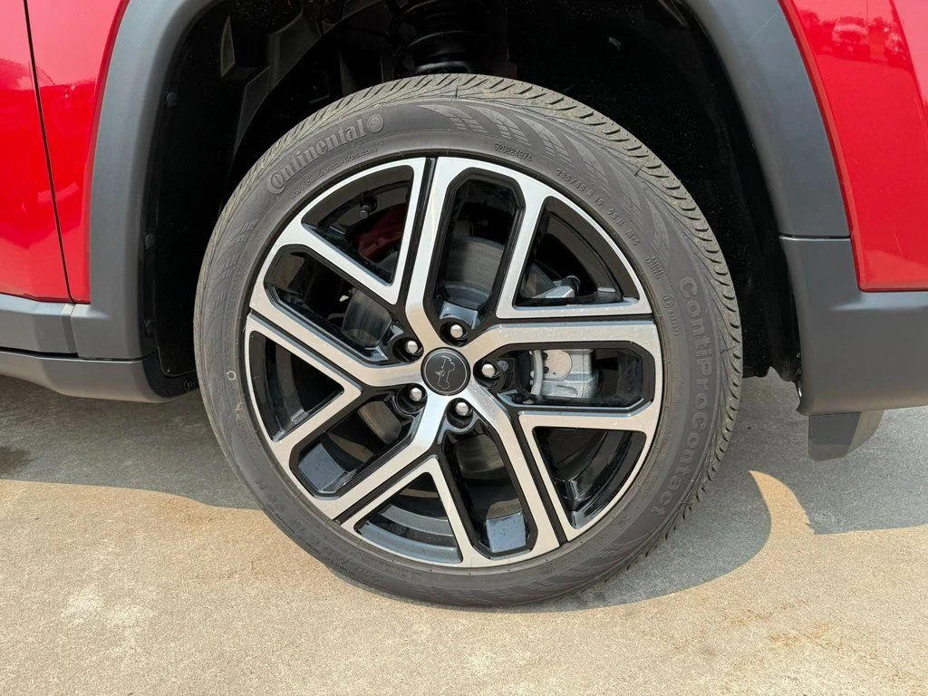 2025 Jeep Compass Limited - Photo 11