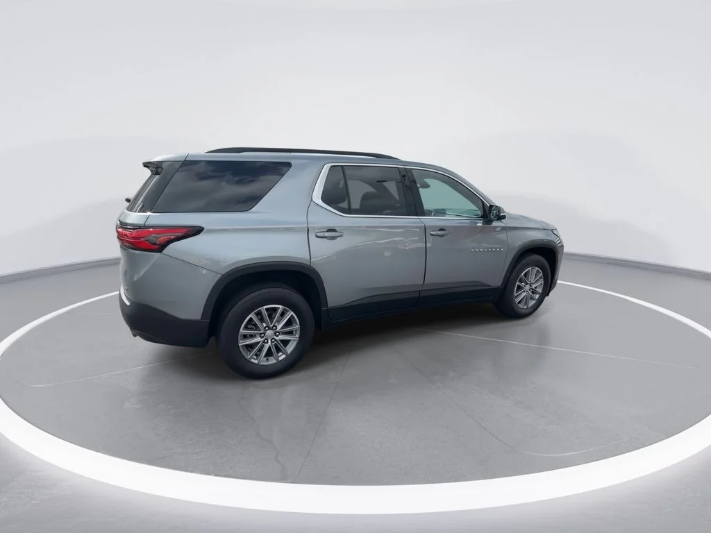 Used 2023 Gray Chevrolet LT image 8